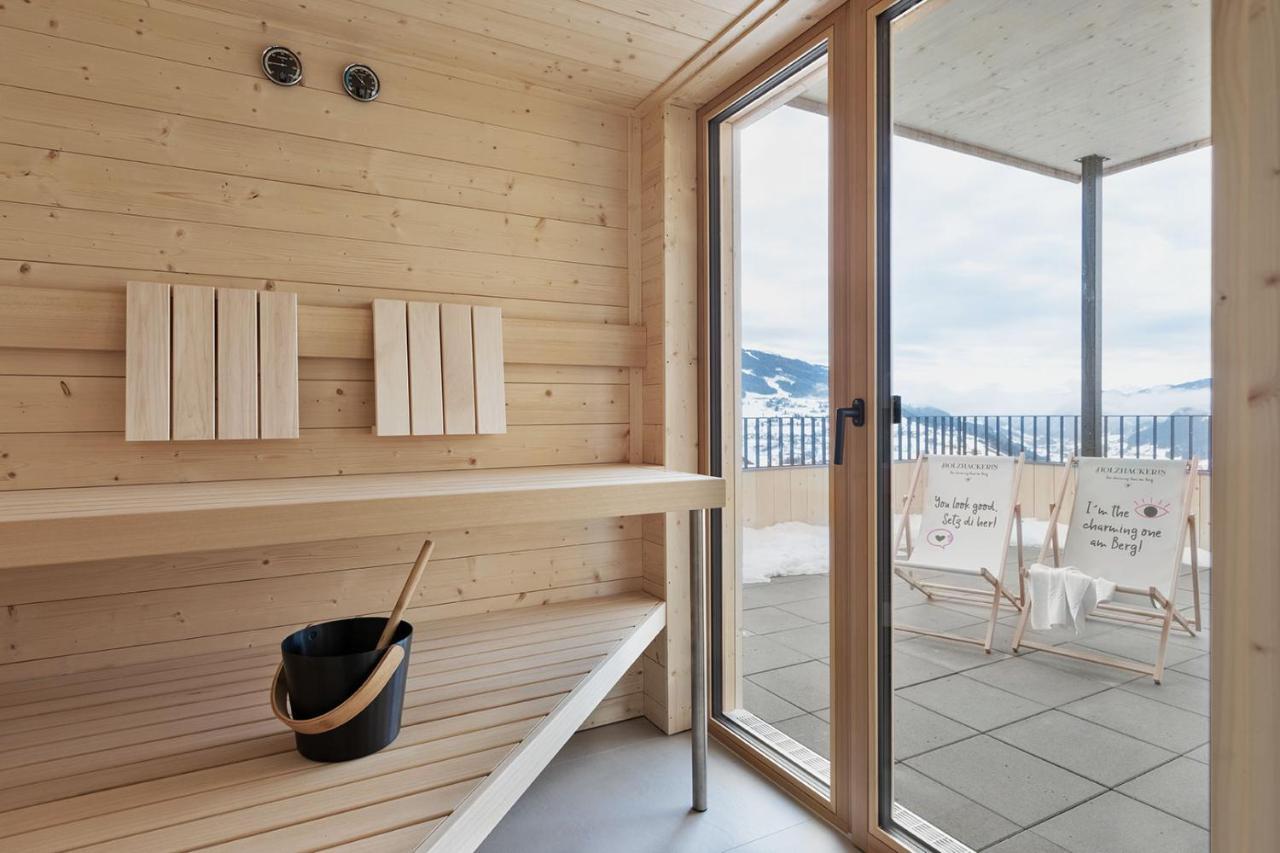 Holzhackerin - The Charming Haus Am Berg Aparthotel Schladming Exterior photo