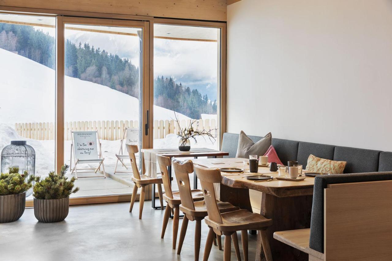Holzhackerin - The Charming Haus Am Berg Aparthotel Schladming Exterior photo