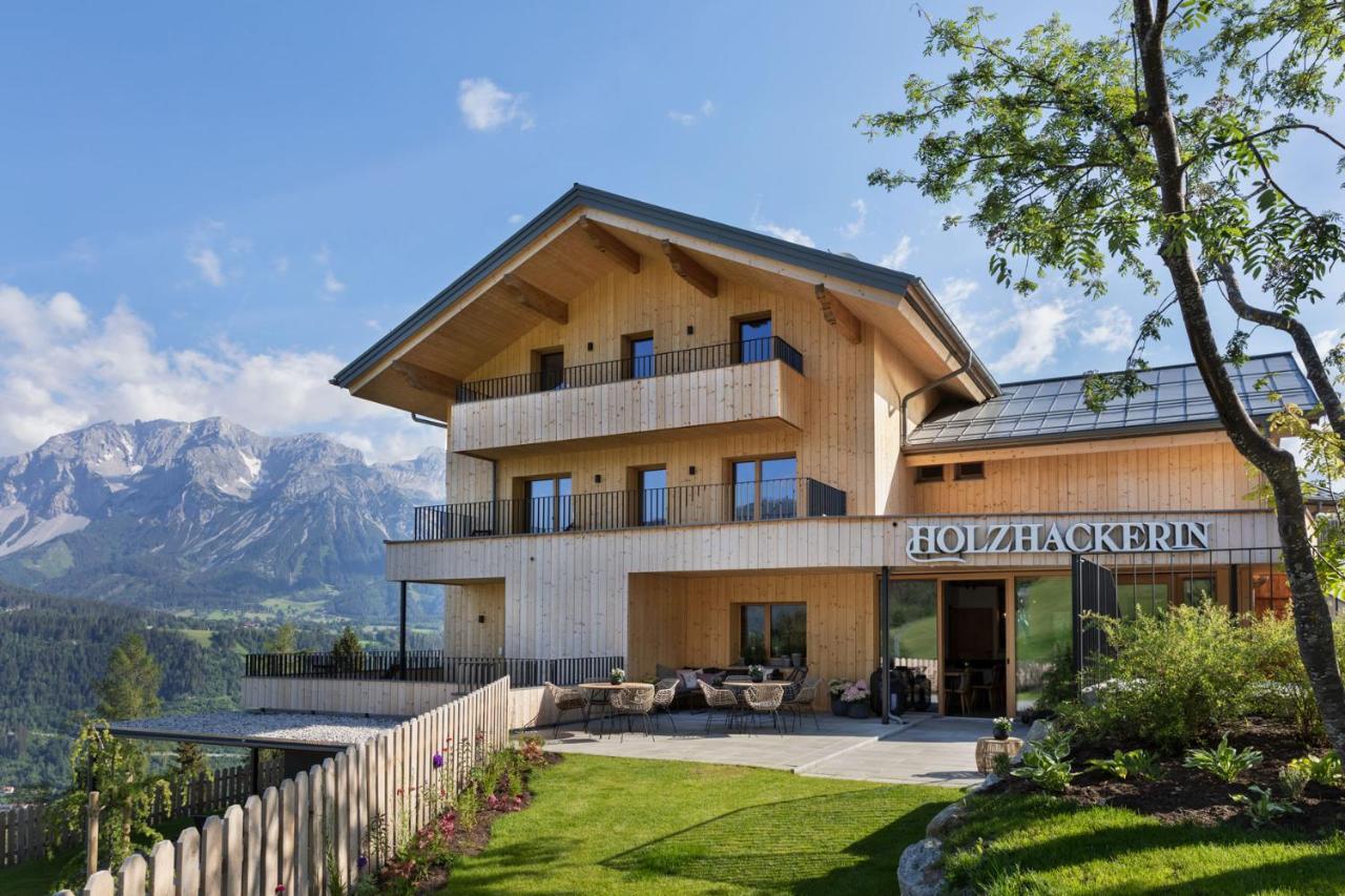 Holzhackerin - The Charming Haus Am Berg Aparthotel Schladming Exterior photo