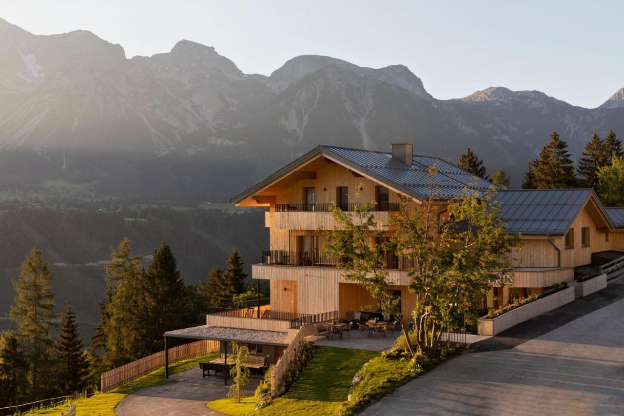 Holzhackerin - The Charming Haus Am Berg Aparthotel Schladming Exterior photo