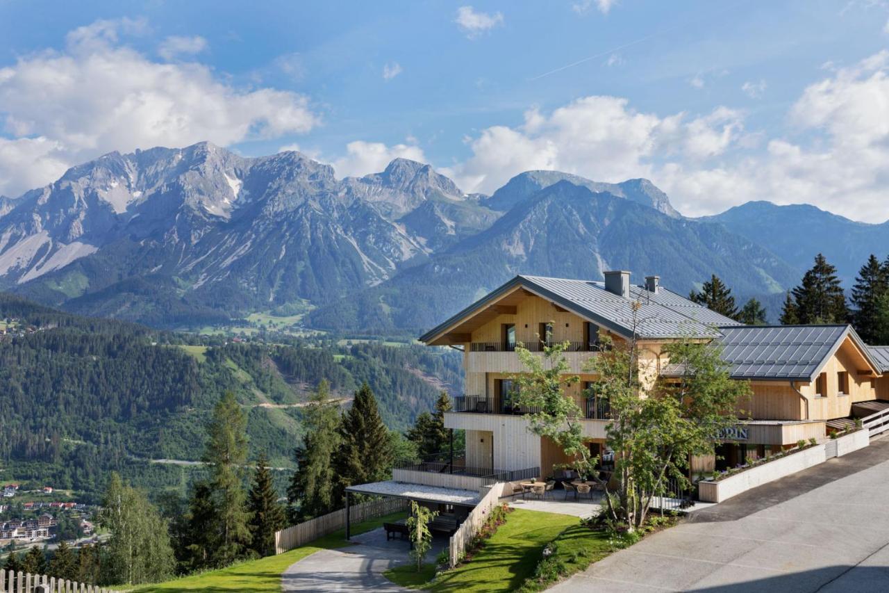 Holzhackerin - The Charming Haus Am Berg Aparthotel Schladming Exterior photo